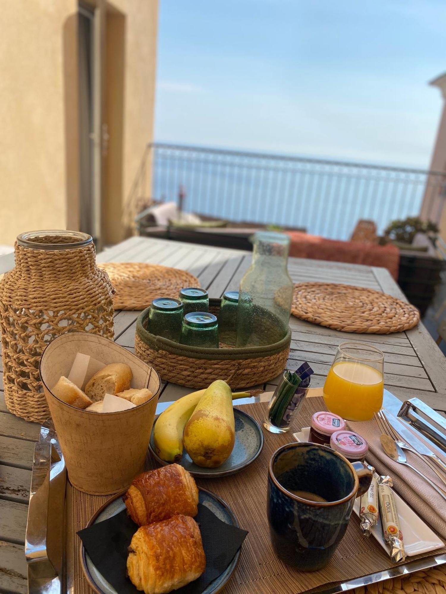 Hotel Des Gouverneurs باستيا المظهر الخارجي الصورة